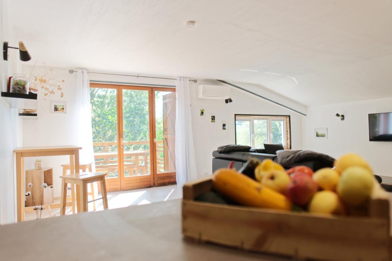 Chalet En Pleine Nature Pomerol Bagian luar foto